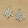 20st -legering Emalj snöflinga charms vinter tema julhängare bulk för smycken gör charms halsband armband ankel örhänge