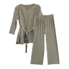 Tvådelade byxor, plisserat set för kvinnor 2023 sommarenfärgad plusstorlek Elegant mode formell pendlare