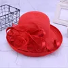 Brede rand hoeden vrouwen zonnehoed satijn veer zomer uv-bescherming zon streng cap feest Builoft Kerk hoed