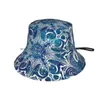 Berretti Star Seeker Berretti Cappello lavorato a maglia Penna a inchiostro Design grafico Acrilico originale Motivo colorato brillante Boho Art Nouveau Stelle blu