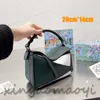 Дизайнер для маленькой геометрии дизайнер роскошной сумки высокий издание высококачественная женская сумка для плеча дизайнерская сумочка для подмышки для подмышки V104198