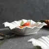 プレートヨーロッパセラミックプレート花柄のボーダーデコレーションフルーツサラダリビングルームテーブルトップパンディッシュモダンキッチンカトラリー