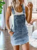 Femmes ourlet effiloché sangle réglable Denim robe globale classique décontracté Mini Jean robes poche sans manches jarretelle jupe courte