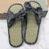 Chinelos Senhoras Straw Mat Bow Rattan Grass Home 2023 Summer est Fashion Open Toe Flat Confortável Lazer Sandálias 230713