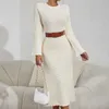 Kentsel Seksi Elbiseler Bahar Sonbahar 2023 Kadın Beyaz Elbise Moda Uzun Kollu Kalça Sargılaman İnce Sweaters Kadın Zarif Çöp 230713