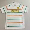 S-4XL 22 23 24Venezia FC Fußballtrikots Heim Schwarz Auswärts Weiß Dritter Blau 4. Rot 10# ARAMU 11# FORTE Venedig 2023 BUSIO 27# Fußballtrikots 3. Adukt Uniformen