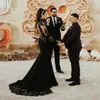 Schwarze Meerjungfrau Langarm Gothic Brautkleider Knöpfe rücken Rückenspitze Applikat Bohemian Country Brautkleid Vestido