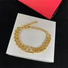 Femme Charme Valentino Bracelets Lettre V Or Chaîne En Métal Bracelet Designer Perle De Luxe Vlogo Bijoux Femmes 924523