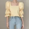 Kvinnors blusar Kvinnor Summer Korean Chic Slim Design Feeling Pull Pleated Square Neck Bubble Sleeve Chiffon Shirt Topps