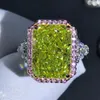 Обручальные кольца Wuiha Luxury 100% 925 Sterling Silver 3ex 6ct VVS Apple Green создал свадебное обручальное кольцо.