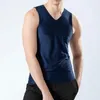 Herrtankstoppar Ice Silk Vest ärmlösa T Shirts Top Undershirts Thin Seamless Wear Ytter Casual Sport Breattable