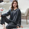 Pijama feminino de lã coral para inverno manga comprida espessamento macio calor flanela serviço doméstico terno quente M-XXL