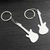 Porte-clés guitare pendentif porte-clés Instrument de musique chaîne forme cadeau Design de mode créatif suspendu goutte porte-clés