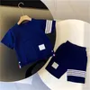 Pantaloncini polo firmati 2 pezzi set ragazzi ragazze tuta sportiva T-shirt per bambini di alta qualità pantaloncini marca lettera pantaloncini in cotone di fascia alta ragazzi estate A3