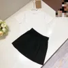 여자 드레스 아이 격자 무늬 짧은 슬리브 옷 세트 줄무늬 디자이너 주름 tshirts 치마 어린이 청소년 캐주얼 옷 큰 유아 티셔츠 화이트 Bl e59k#