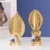 Objetos decorativos Estatuetas Nordic luxo folha de metal Padrão de bola de cristal usado para decoração de interiores de mesa tecnologia de decoração de sala de estar em casa 230714