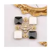 Alfinetes broches de designer de luxo alfinetes de lapela banhados a ouro 18 quilates ornamentos de joias de casamento de casamento de mulheres famosas Dr Dhlks