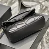 Kvinnor Mens äkta läder crossbody puffer satchel väska lyxdesigner lambskin quiltad gym tote rese axelväska toppkvalitet silver kedja handväska koppling väskor