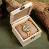 Kvinnors klockor Bobo Bird Wood Watch Women Quartz Wristwatch Design Kvinnlig Enkel mode Personlig graverad presentförpackning Reloj Mujer 230714