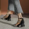 Sandali Moda Décolleté Punta a punta Cinturino con fibbia Chunky Tacchi alti Scarpe da donna Lucido Party Elegante Qualità Donna 230713