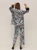 Vêtements de nuit pour femmes hiloc zèbre à rayures en satin pyjamas avec plumes de pyjama de pyjama single-sein de vêtements à domicile mode 2023