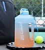 Vattenflaskor Ycalley Sport 2L Bottle påminnelse Silikon Sith Straw Waterbottle Fitness Big 1500 ml 2300 ml 3800 ml 2 liter 230714