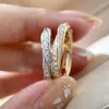 Bagues de grappe Unique Handmade Fine Jewelry Real 925 Sterling Silver Pave White Sapphire CZ Diamond Twist Women Wedding Band Ring Gift