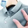 Męska Polos Ice Silk Polo Shirt krótkie rękawie luźne wszechstronne design sens letni pot oddychając stały kolor lapowy T-shirt