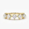 Huitan Simple Square Cubic Zirconia Gold Color Ring for Women mode kontrakterade dagliga slitpartiuttalande ringar heta smycken