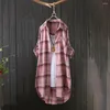 Kvinnor BLOUSES KVINNA PLAID SHIRT PRINT CARDIGAN STYLA LAPEL Singel-breasted coat med oregelbunden ficka med en lapp regelbunden