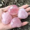 Натуральная розовая кварцевая в форме сердца розовый кристалл резные резные ладони любовь к лечению драгоценных камней Гиф Стоун Кристаллический Сердце драгоценные камни FY5184 SXAUG20