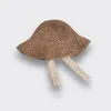 Berretti Cappello estivo in paglia a tesa larga Fasciatura in pizzo spaccato sul retro Moda solare floscia sottile