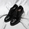Men S Fashion Oxfords Echte patentleer mannelijk veter oxford vaste pet teen trouwfeestkantoor formele kleding schoenen voor schoen