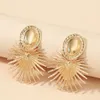 Stud Bohemian Earrings With Golden Sunflower Shapes Were Used As Jewelry Gifts For Women in Europe And The United States 230714