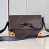 STEAMER Mini Borsa a tracolla Borsa a tracolla di lusso da uomo Fiori antichi Catena nera Borse a tracolla casual da donna Borsa in pelle Kukufasion