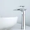 Rubinetti lavabo bagno Rubinetto cascata lavabo Olio nero Ottone Miscelatore monoforo Grifo Lavabo Lavaggio a freddo