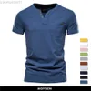 T-shirts pour hommes Summer Top Quality Cotton T Shirt Men Solid Color Design T-shirt à col en V Casual Classic Vêtements pour hommes Tops Tee Shirt Men L230713