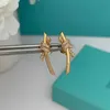 Stud S Sterling Sier Lovely Bowknot Designer Stud Earrings Womens Shining Crystal Sweet Love Knot Earring Earings Ear Rings Brand Jewelry 2024 NYTT
