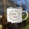 Mokken Thanksgiving Mok Campfire cup Fall Coffee Cup Leuke Pompoen Bloemen maple leaf emaille mok Handvat metalen cup party cadeau voor herfst R230713