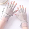 Комплекты для ногтей 1PAIR ICE SILK ANTI-UV MANICURE GLOVES УФ-гель защитные инструменты без пальцев светодиодные световые сушилки