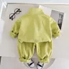 Spring Autumn Children Fashion Clothes Baby Boys Girls Jacket Pants kommer att väska 3st/sätta barn småbarnskläder spädbarn bomullsutrymme