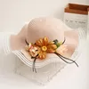 Chapeaux à bord large pour les femmes d'été tissage décoration de fleur du chapeau de paille dentelle