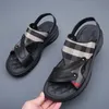Sandały męskie sandały dżinsowe Sandały kwiatowe Kaptuki odzieży wierzchniej męskiej mody spersonalizowane sandały 38-45 230714