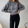 Kvinnors tröjor Chic Twisted Mönster Slash Neck Crop tröja för kvinnor Autumn Winter Elegant Pullover Knitting Top Lads Long Sleeve