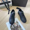 Designer Top Spring Casual Channel Shoes High-End Luxury bekväm mjuk sula Elastiska sneakers basket som kör mode löpskor 35-41