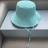 Summer Designer Bucket Hat Casquette Bob Wide Rzut Edigner Hats Słońce Zapobiegaj czapce czapki baseballowej czapki baseball