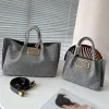 أزياء الشارع Raffia Beach Bags Women Designer Bags Cane Tote Bag Bag Bag Bage Luxurys مع حقيبة G2307141F