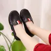 Baskets enfants chaussures décontractées garçons chaussures plates en cuir sans lacet mocassins doux classique mode tout-petits grands enfants pour la fête de mariage 230714