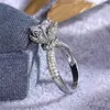 Pierścienie klastra upuszcza lśniąca luksusowa biżuteria 925 STRIBLING SREBRIOSE ZŁOTA ZŁOTA ZŁOTA ZŁOTA CUT TOPAZ CZ Diamond Women Wedding Flower Pierścień