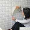 壁ステッカー70x77 3DブリックDIY自己補強装飾泡の泡立ち防水壁紙テレビバックグラウンドキッズリビングルーム